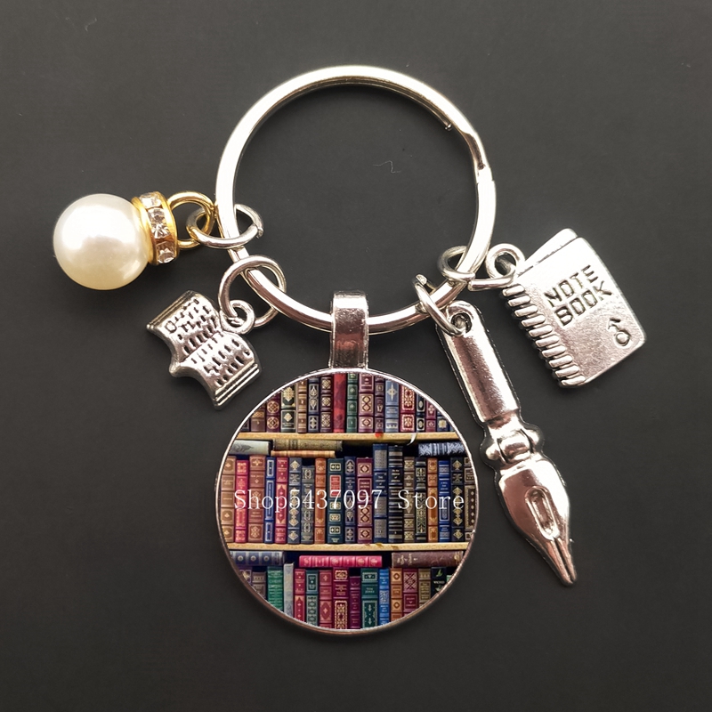 New retro book photo keychain  - Jewelry Making Journal 리뷰 및 가격